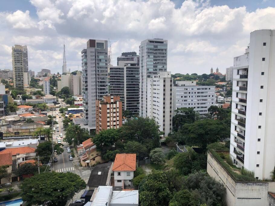 Apt. Inteiro Recem-reformado - Madalena * Sao Paulo