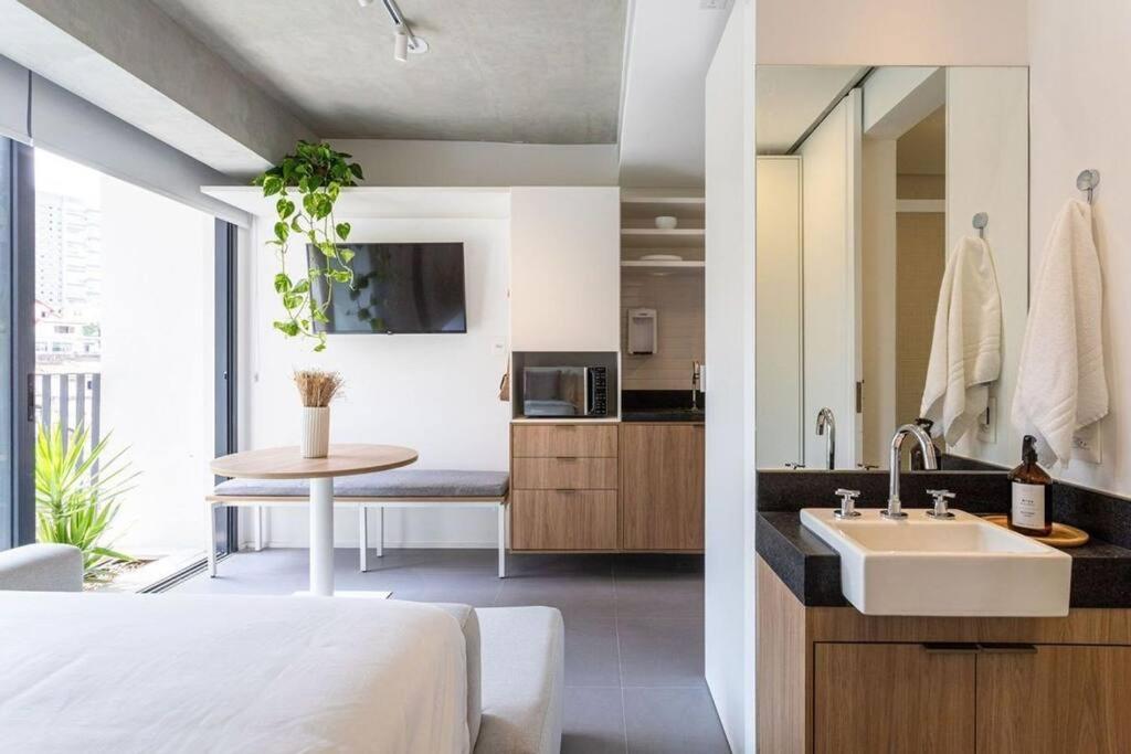 Apartment Apt. Inteiro Recem-reformado - Madalena