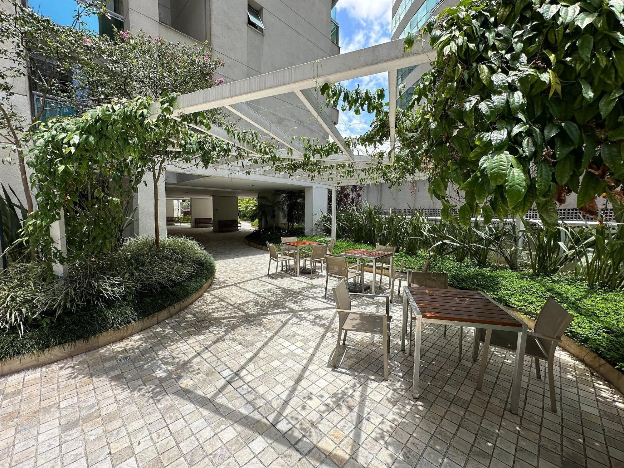 Trevizzo Cadoro Consolacao Apartment