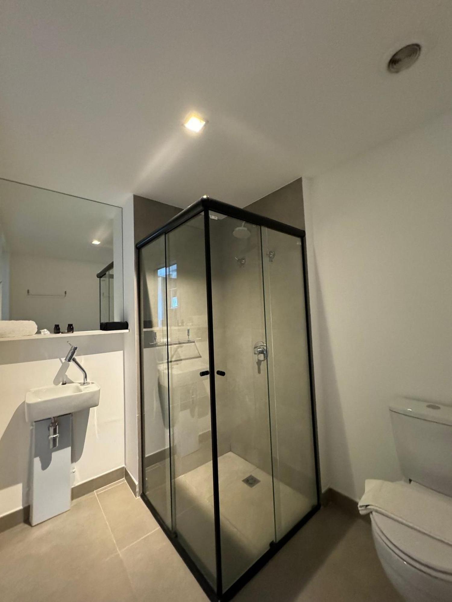 U_221 | Studio Lindo Proximo Ao Hosp. Sirio Libanes 100Mts Apartment *