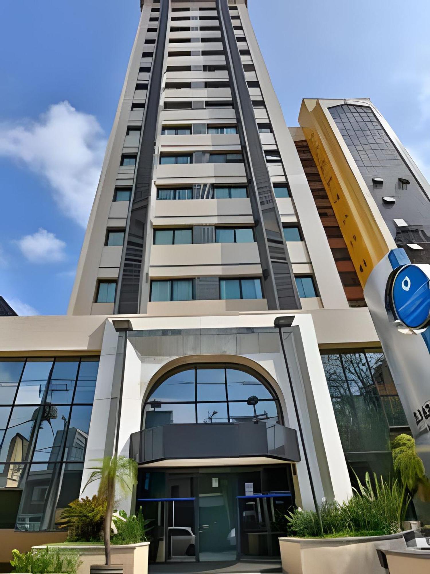 Flat Rua Americo Brasiliense 2163 Uh1208 *
