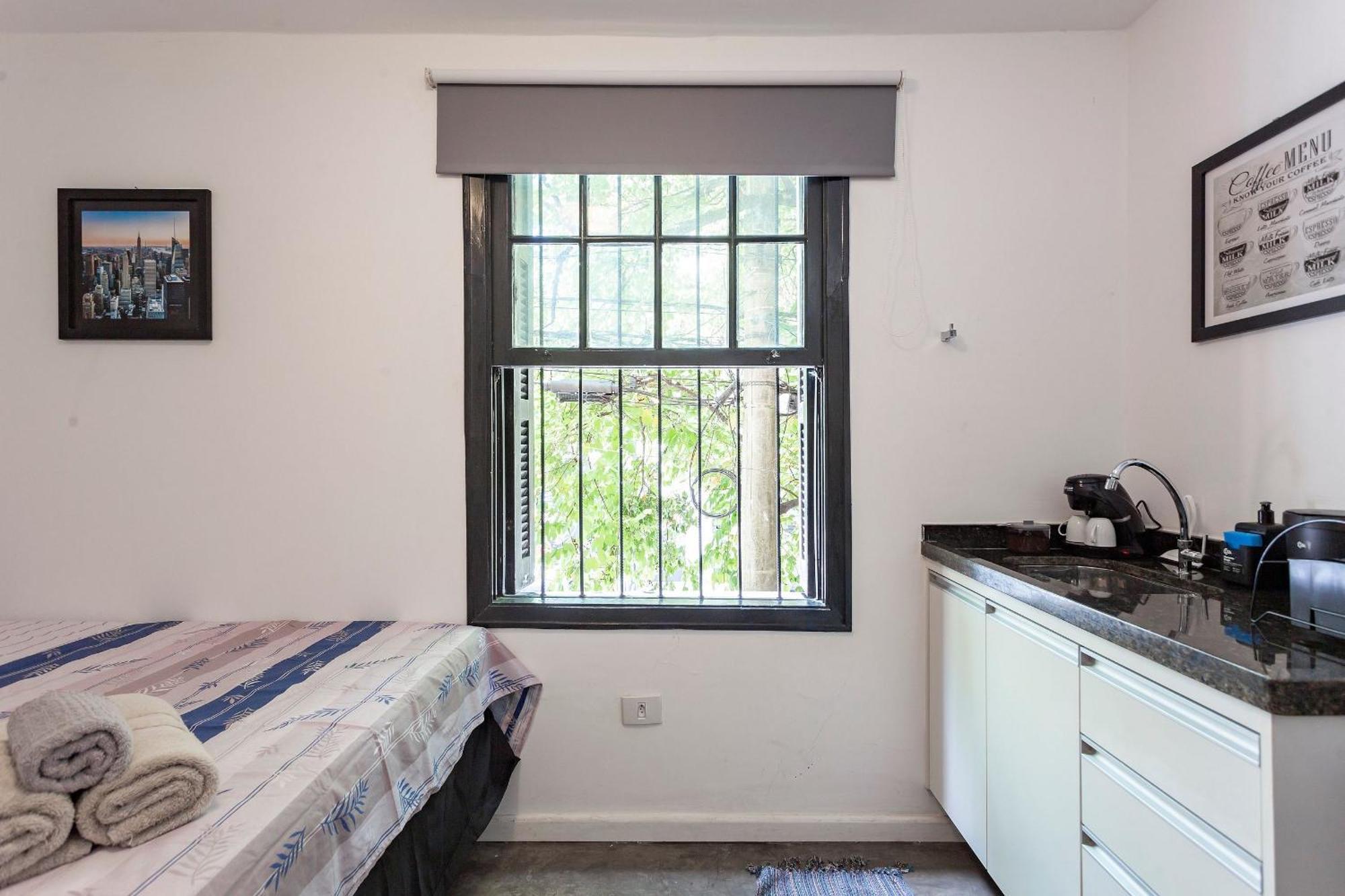 Do Vale 1 Apartment *