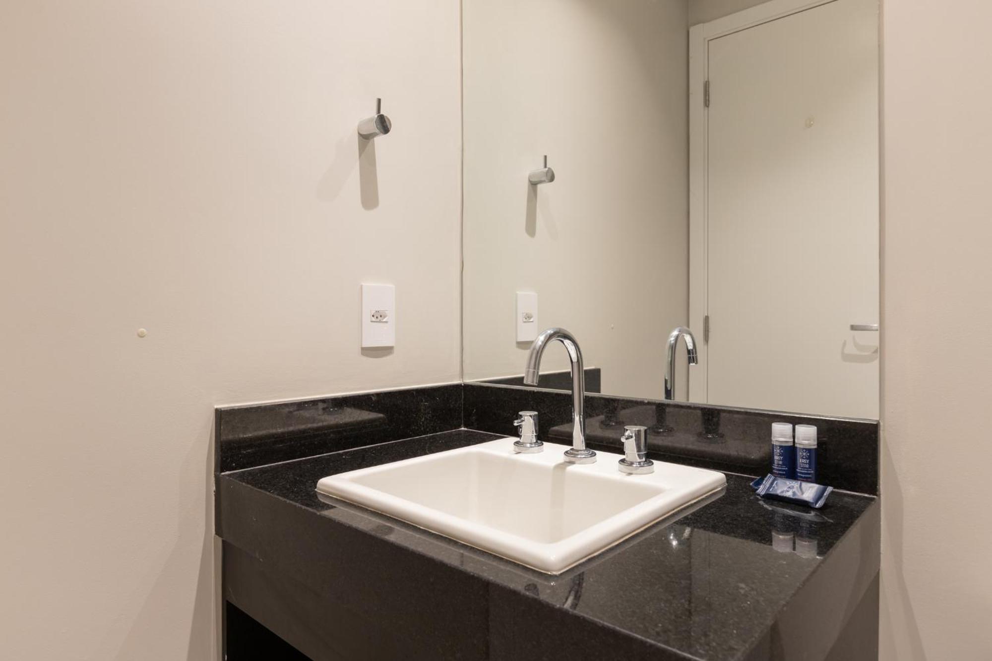 Easy Star - Fresco E Iluminado Perto Do Allianz Parque - Mh04h Apartment *