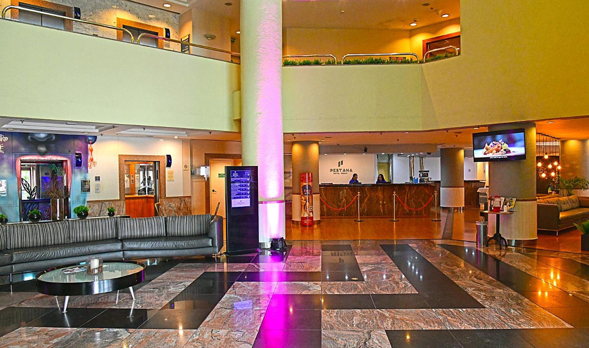 Pestana Khách sạn 4*