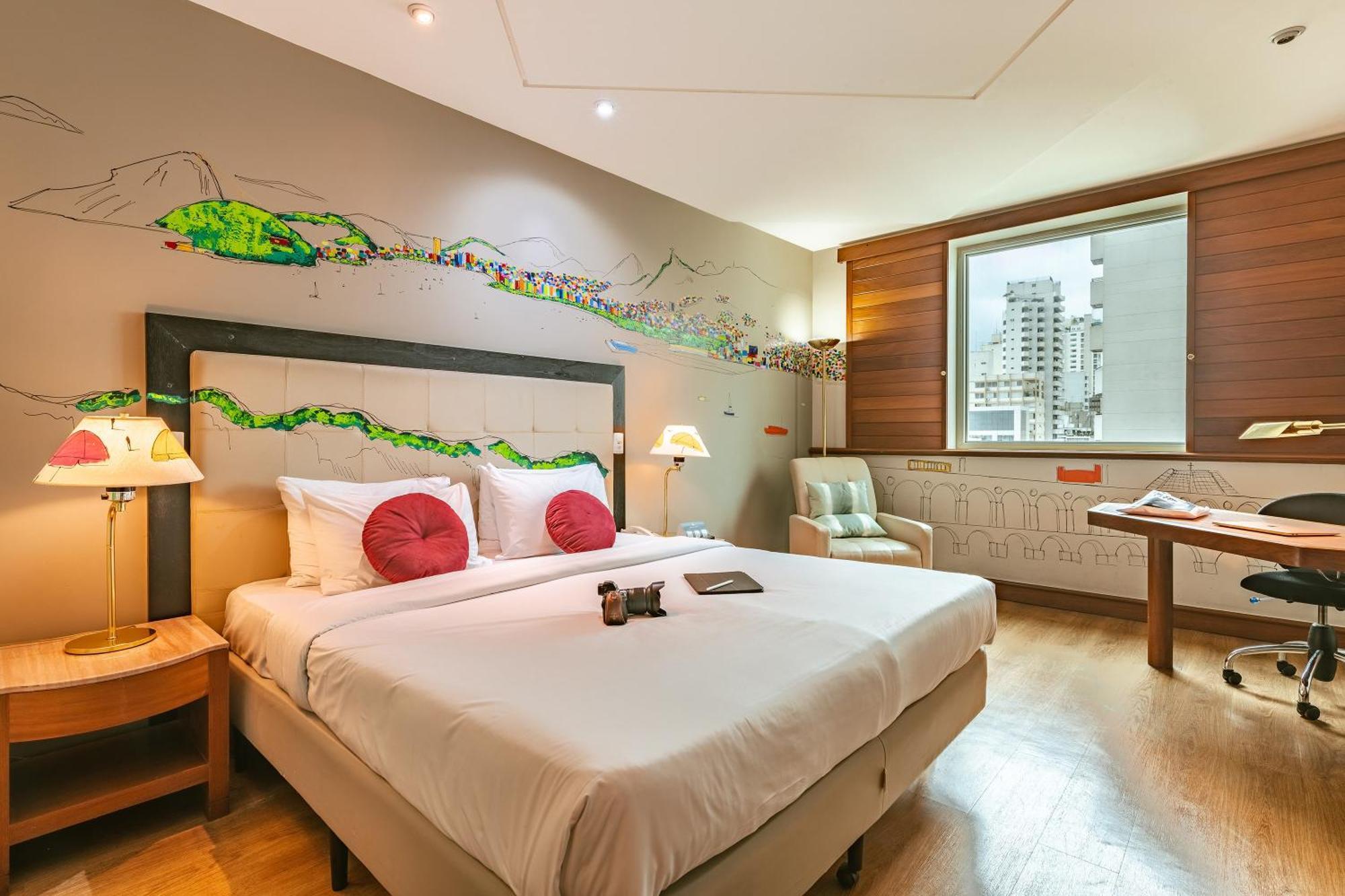 Pestana Khách sạn 4*