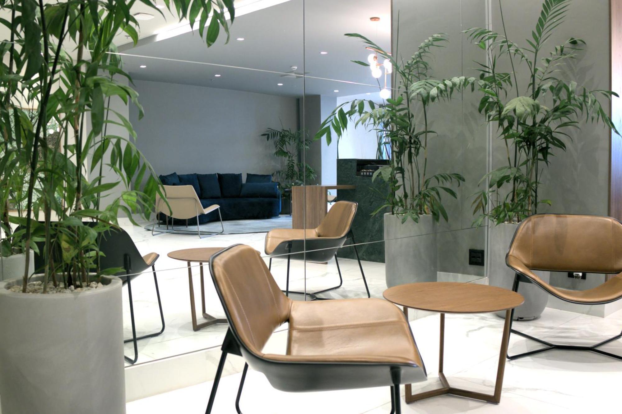Higi Hotel 4*