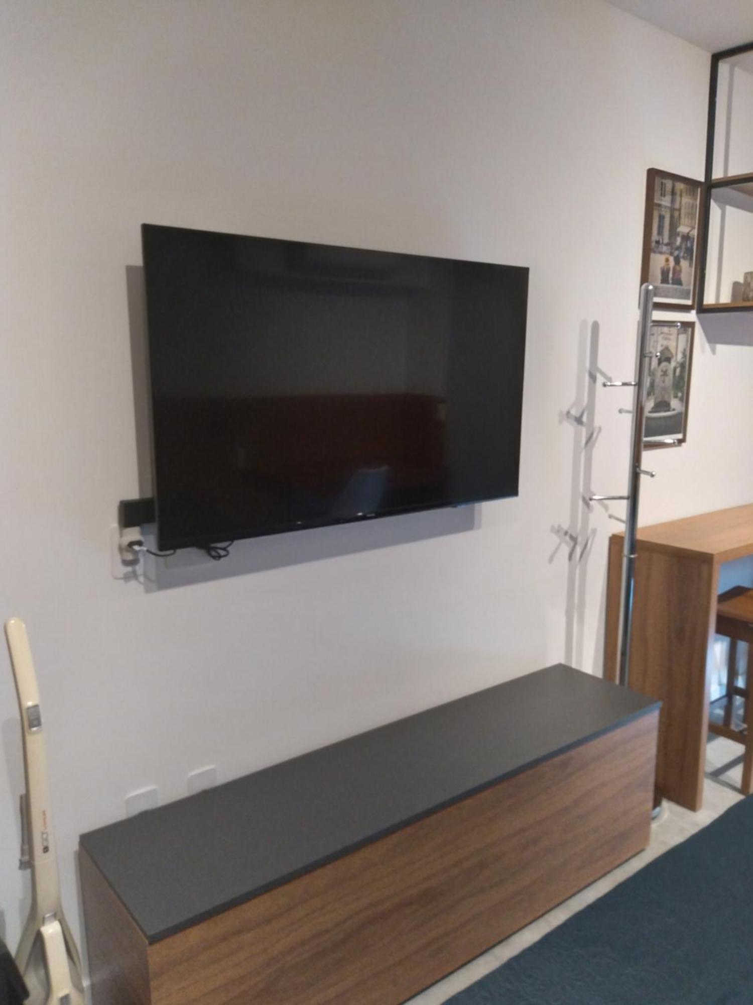 Houx , Metro Faria Lima, Pinheiros-sp Apartment
