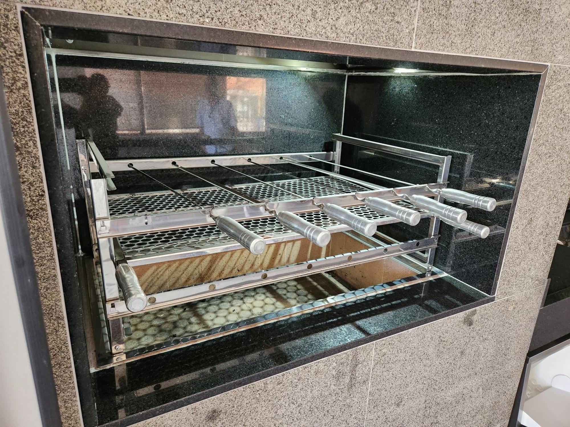 Daire Charmoso E Totalmente Equipado Na Madalena - A 20 Passos Do Metro Sao Paulo