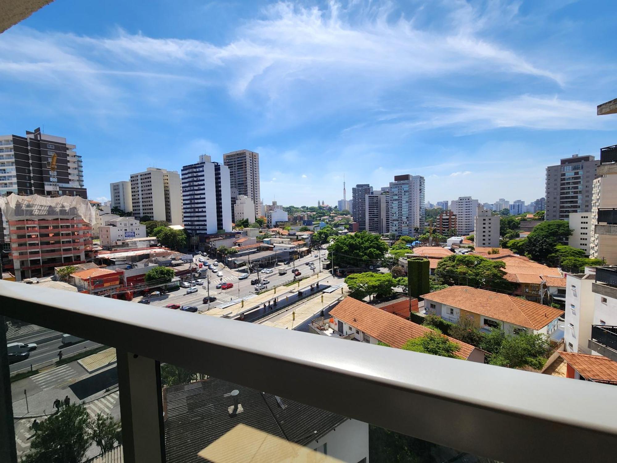 Charmoso E Totalmente Equipado Na Madalena - A 20 Passos Do Metro *