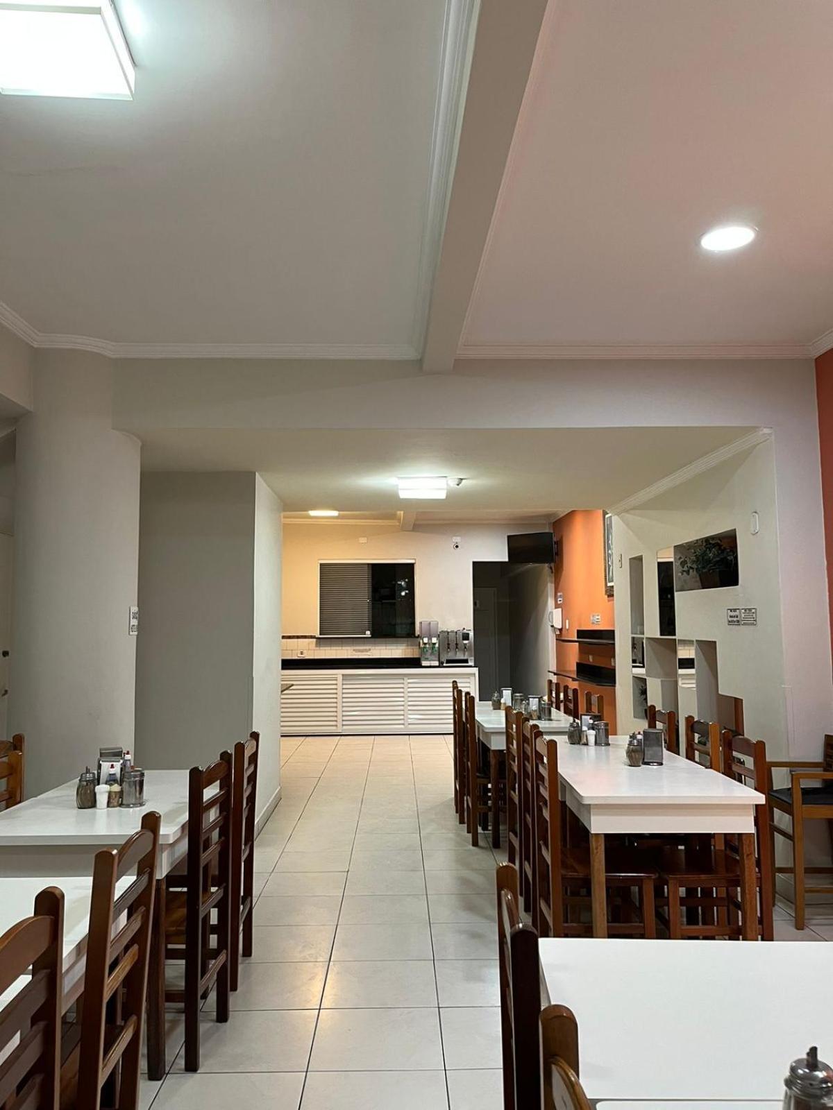 Neon - Proximo A 25 De Marco, Bom Retiro E Bras, A 2min Do Mirante Sampa Sky E Pista De Skate Anhangabau 2*