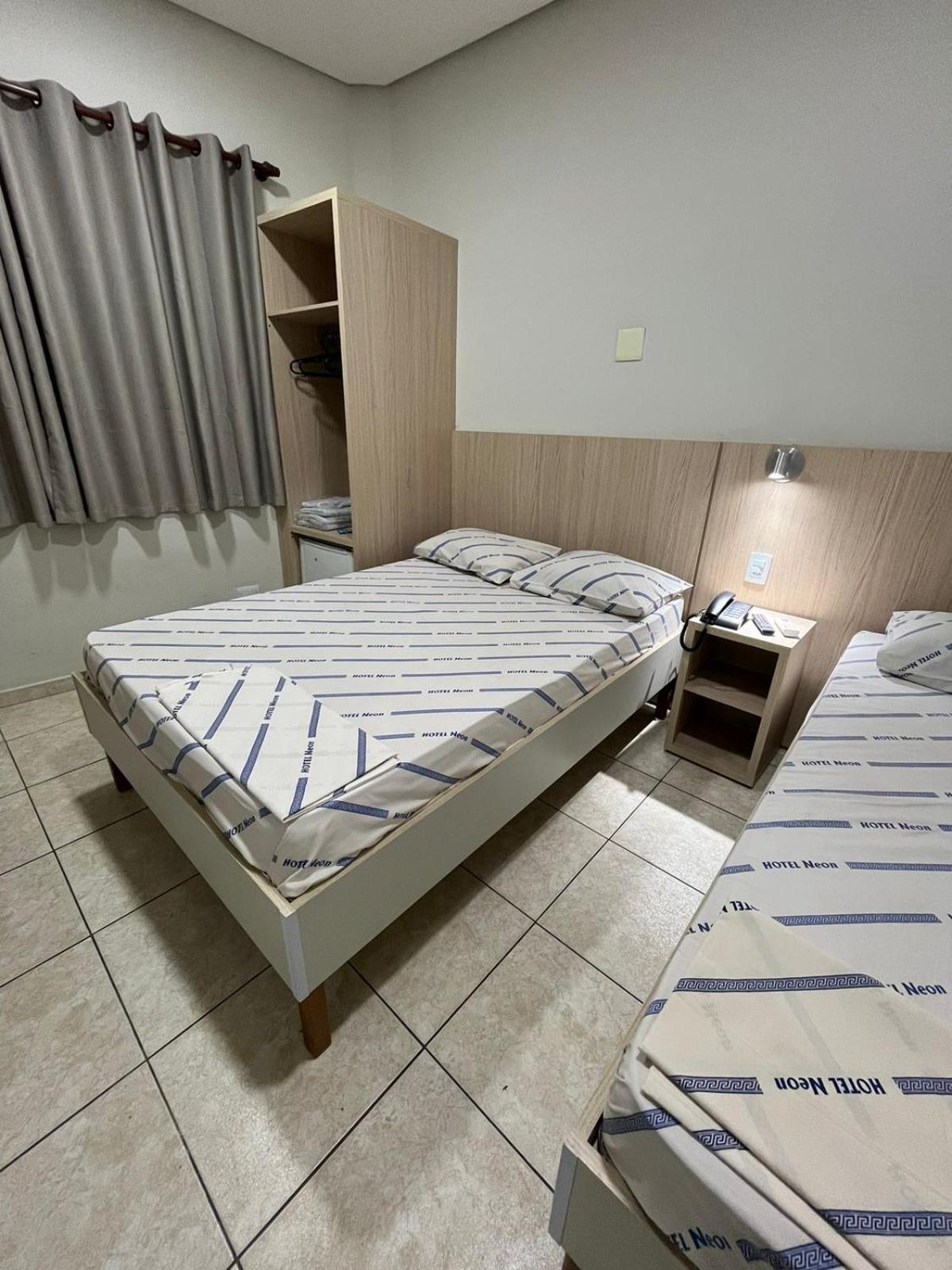 Hotel Neon - Proximo A 25 De Marco, Bom Retiro E Bras, A 2min Do Mirante Sampa Sky E Pista De Skate Anhangabau