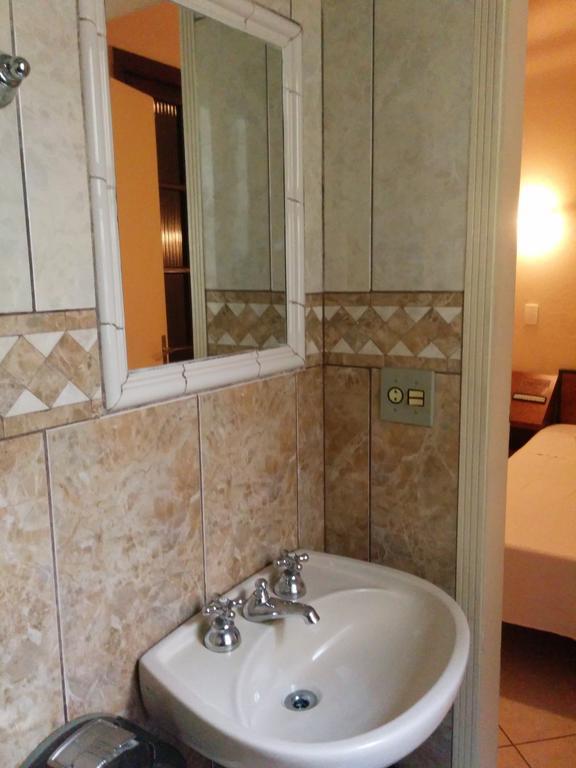 Novo Paramount Hotel 2*