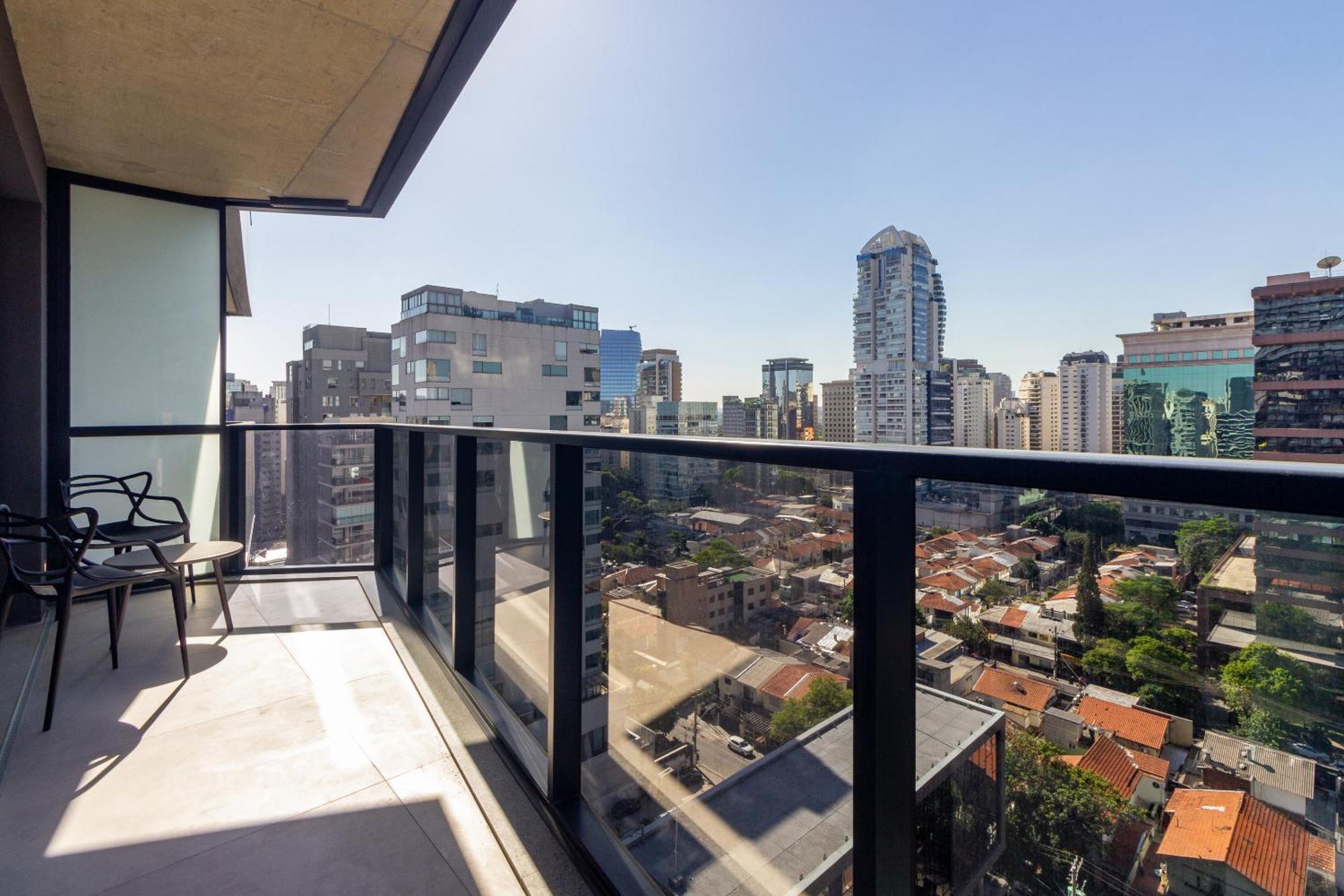 360 Vn Faria Lima Apartemen *