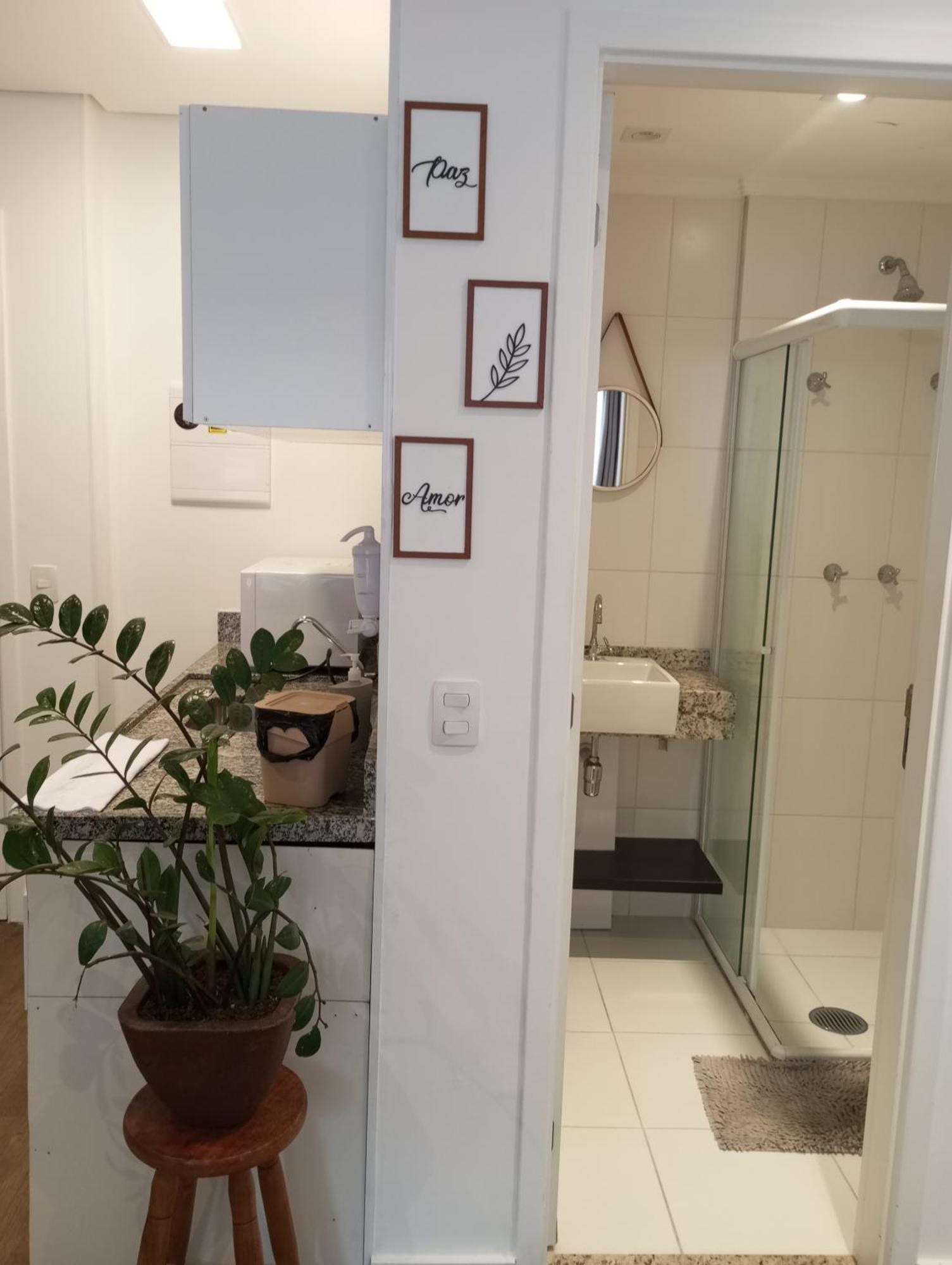 Apartment Contemporaneo No Centro De Sao Paulo, Ao Lado Do Metro E 25 De Marco Com Piscina *
