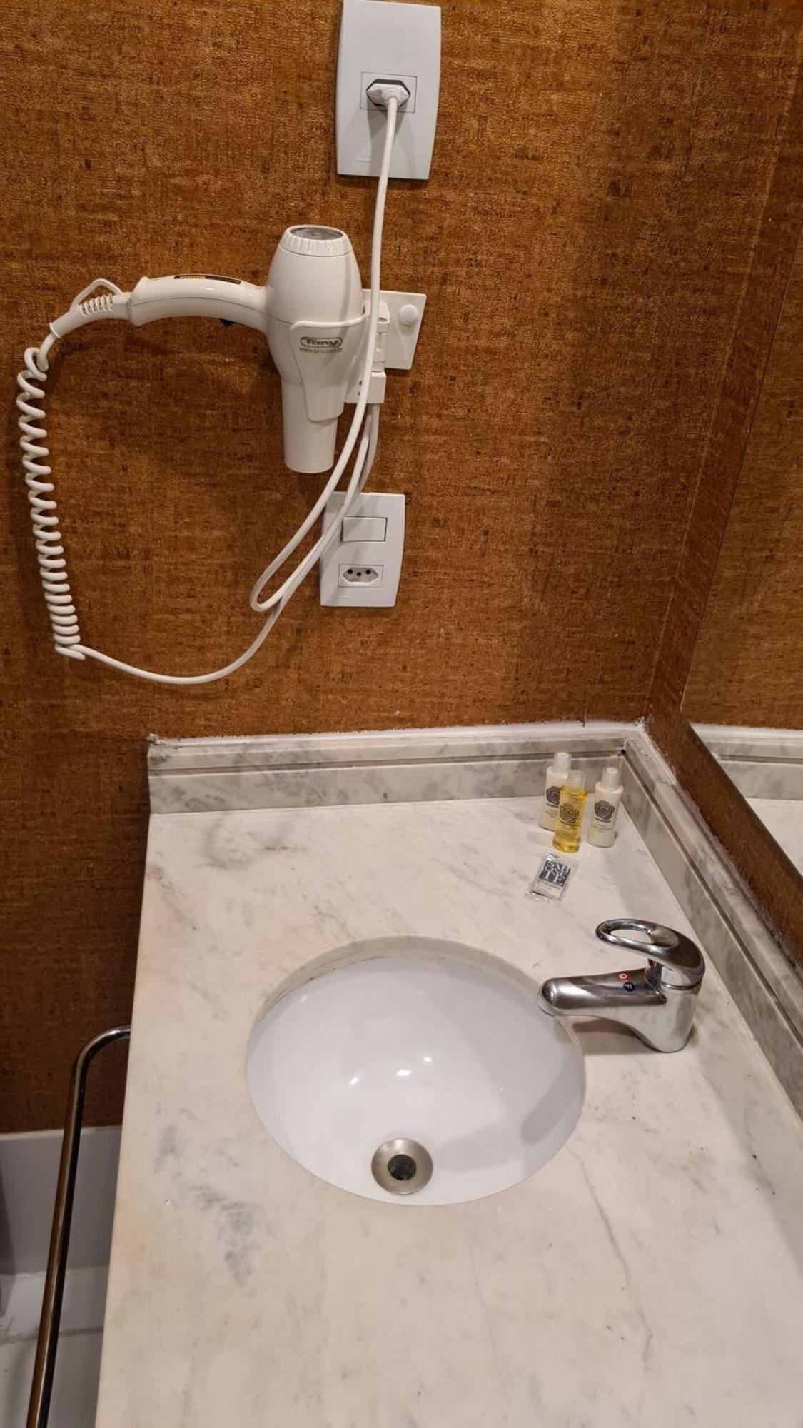 Trevizzo No Windam Ibirapuera Otel 4*