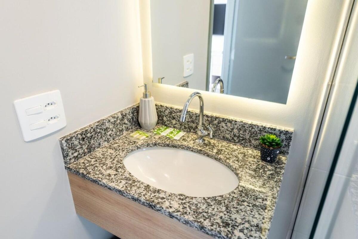 Modernos Andar Alto 50 M Do Metro Bras Centro Apartemen *