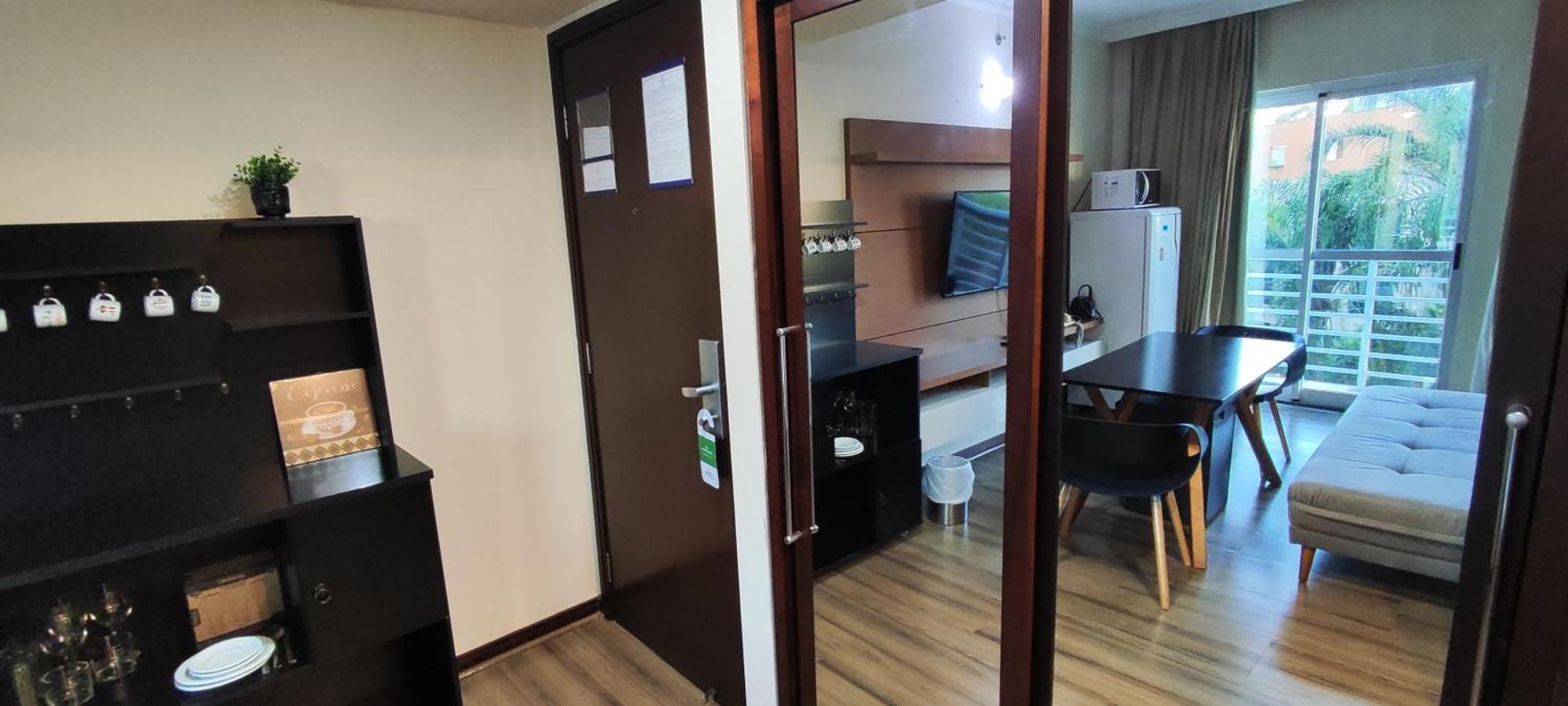 Flat Bt Verbo Divino Aparthotel *