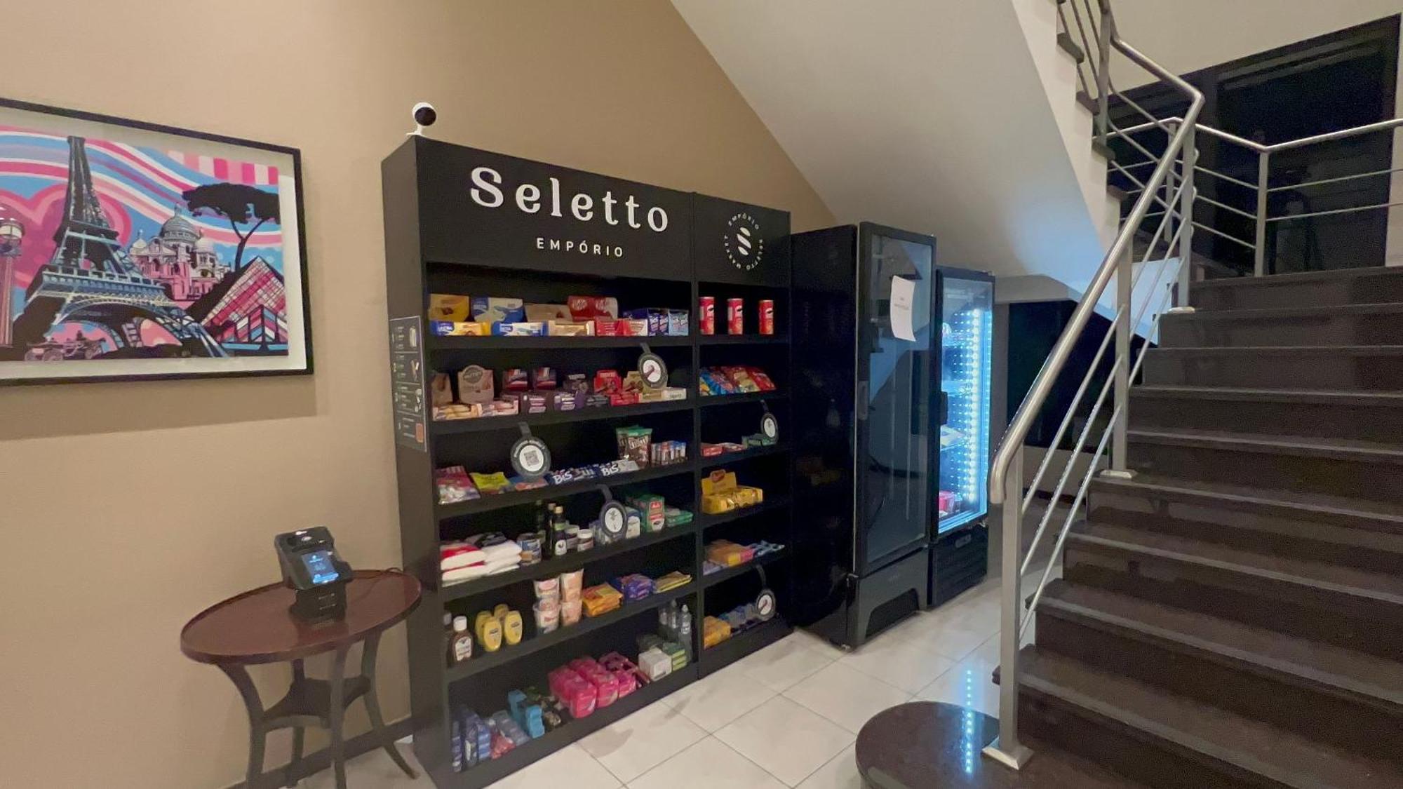 Hotel Flat Particular Rua Borges Lagoa C/ Garagem Uh1008 São Paulo