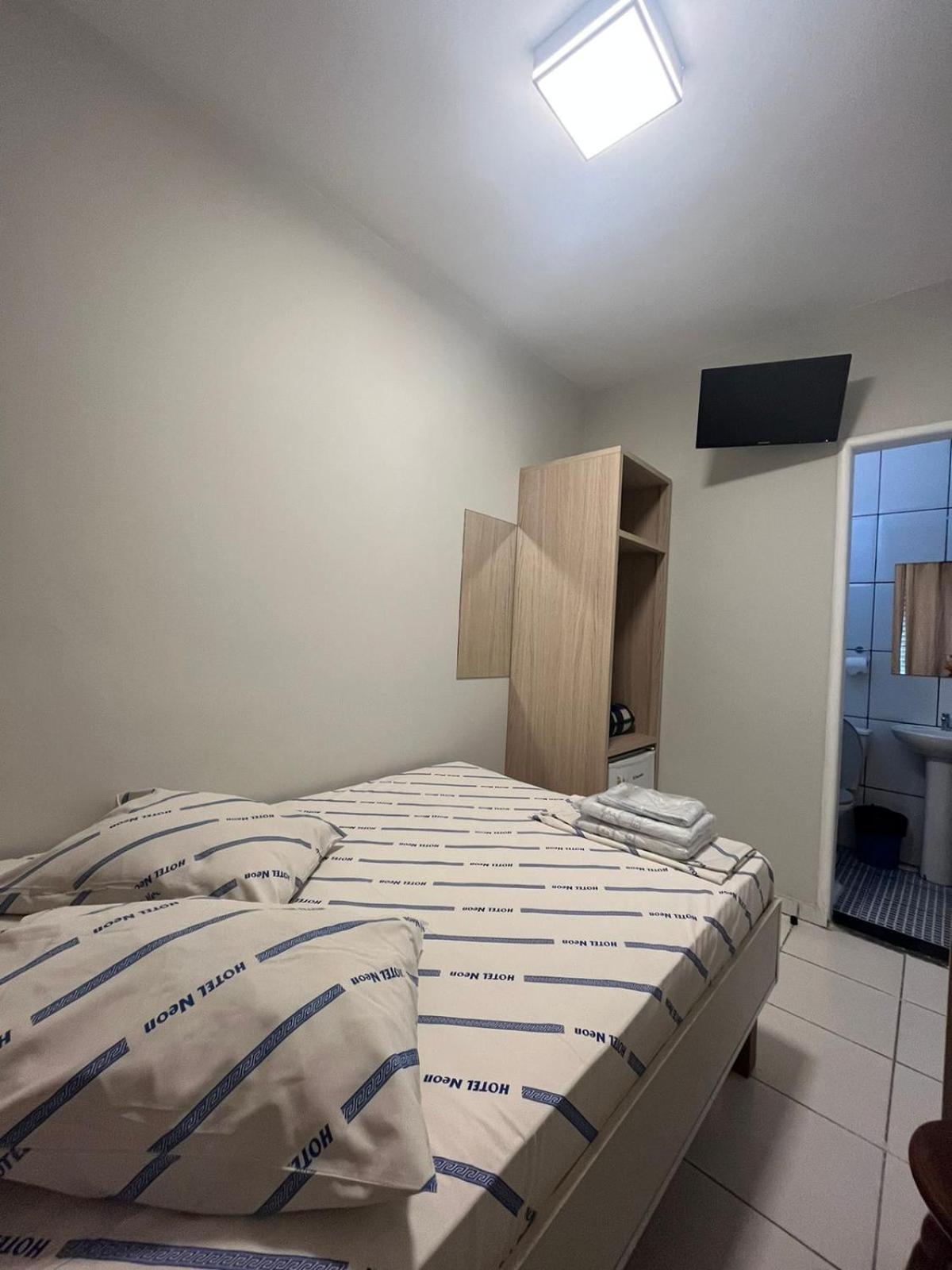 Hotel Neon - Proximo A 25 De Marco, Bom Retiro E Bras, A 2min Do Mirante Sampa Sky E Pista De Skate Anhangabau São Paulo