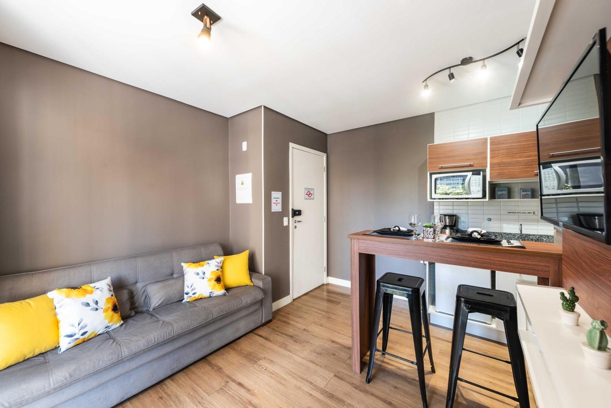 Rover 25 Centro Apartment