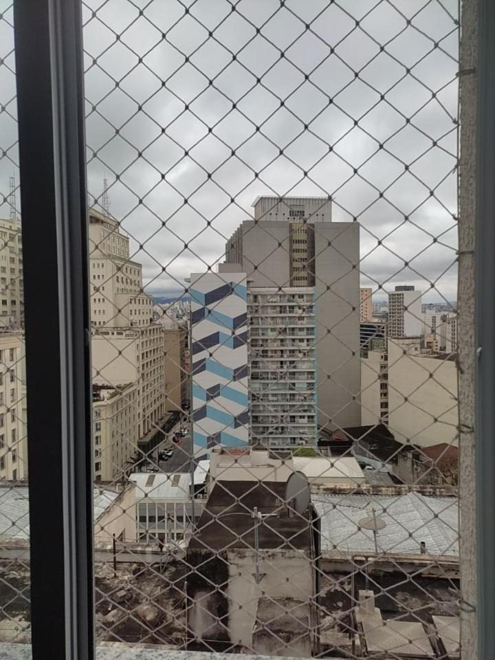 Studio No Centro De Sao Paulo, A 3 Minutos Do Metro, Com Garagem Gratis São Paulo