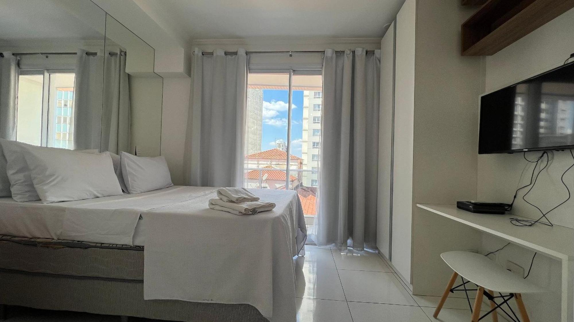 Tranquilo Studio 25 Marco/metro Luz Ac/wf Nhà nghỉ São Paulo