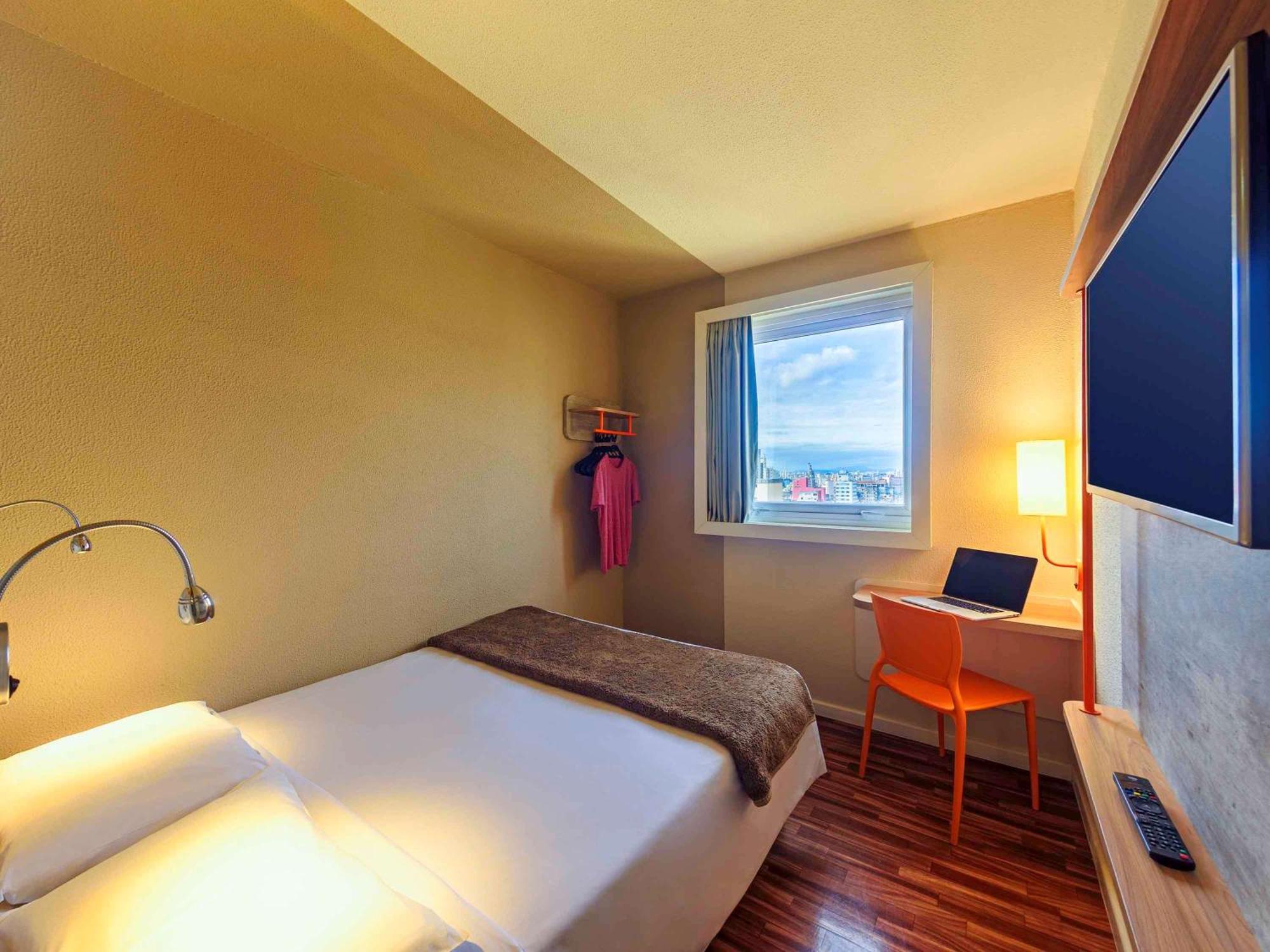 Khách sạn Ibis Budget Sp Centro Sao Joao 2*