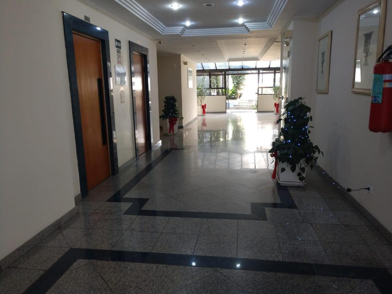 Dois Quartos Hc, Metro E Oscar Freire Apartment