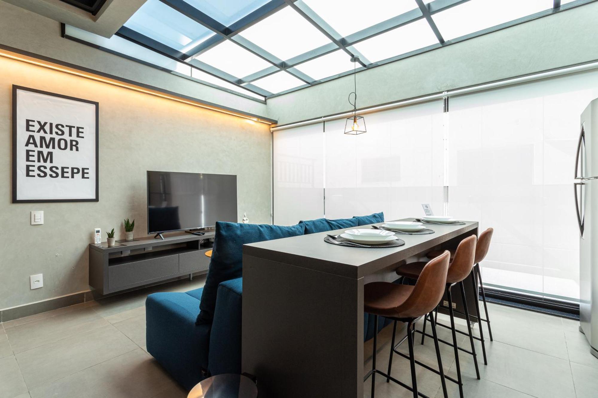 Charlie Oscar Freire Apartment *