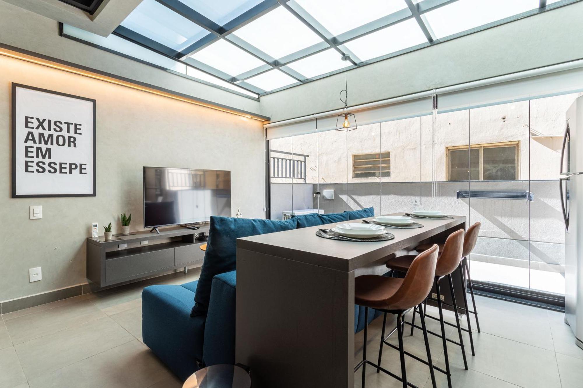 Charlie Oscar Freire Apartment