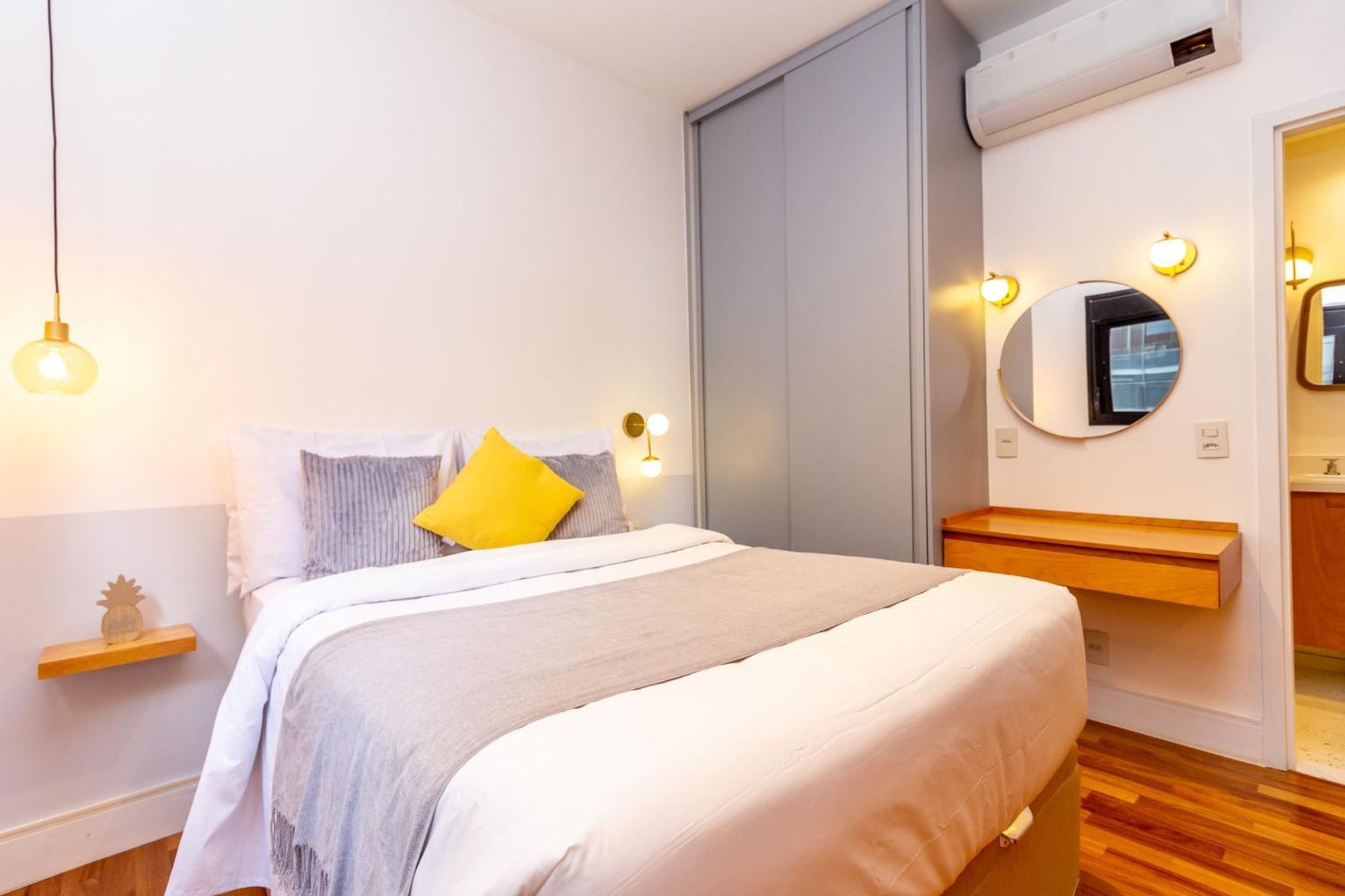 Apartment 360 Vn Capote Valente By Housi