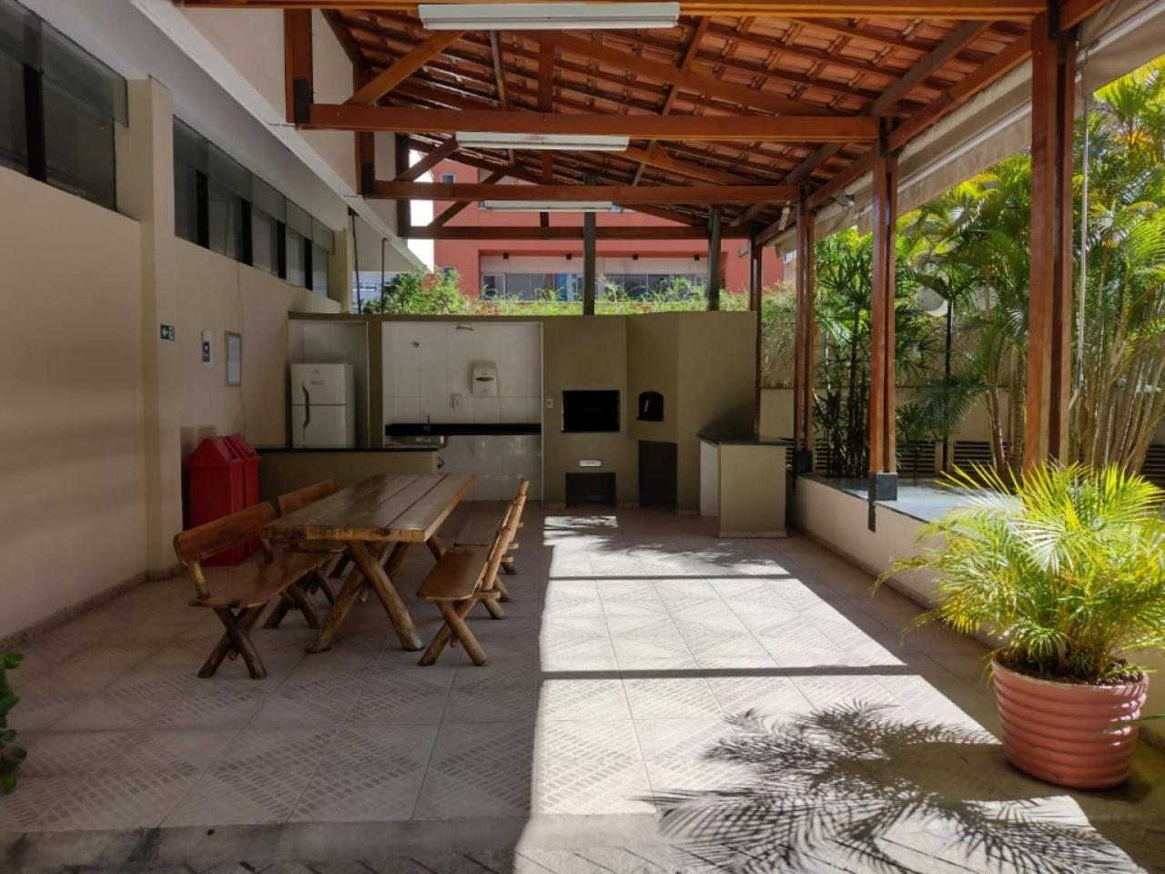 Moema 1 1vaga C/servicos Daire