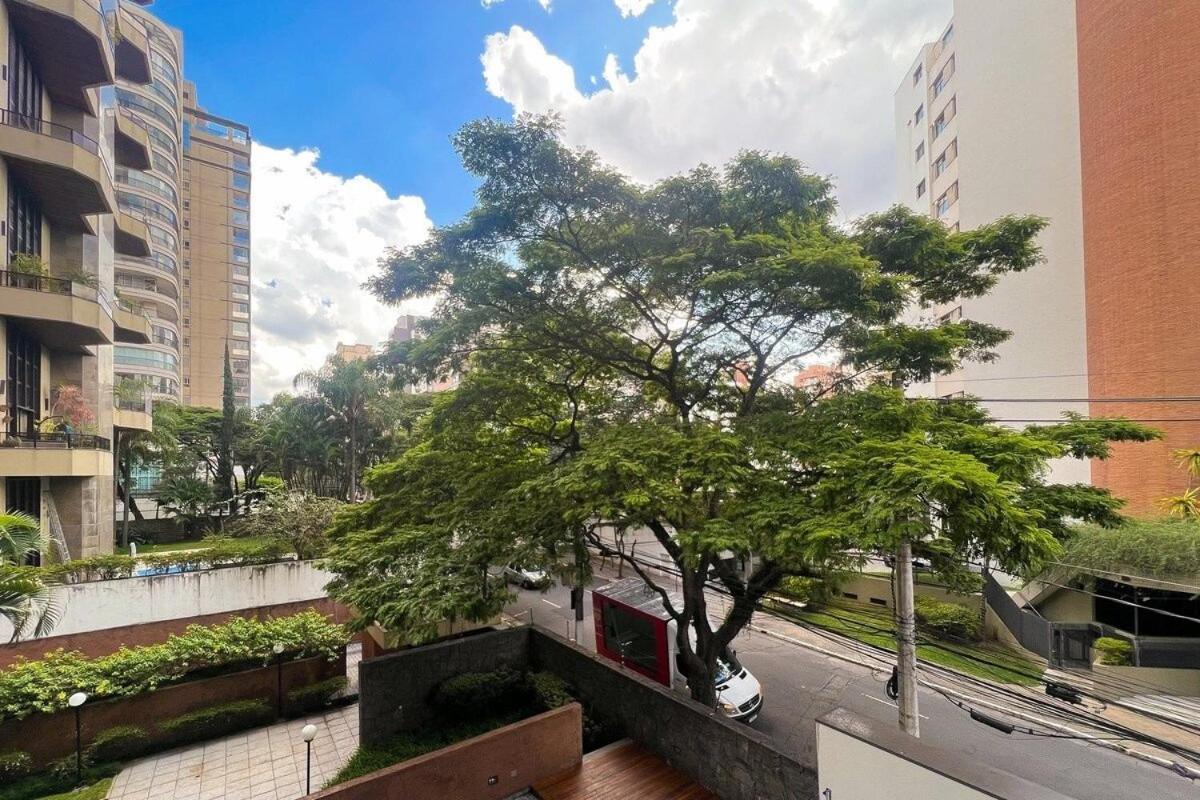 Zainalofts7moema Ao Lado Metro, Ibira, Casv 205id Apartemen
