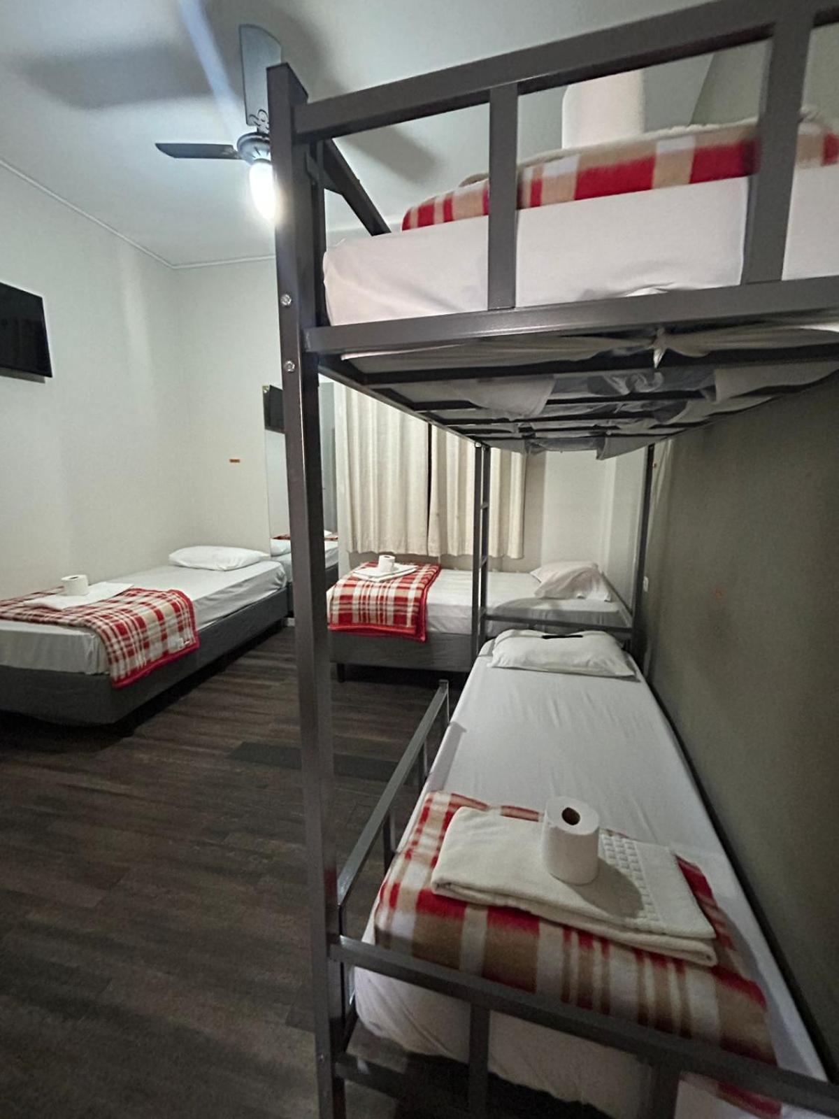 Hostel Carabelas - Proximo A 25 De Marco E Bras São Paulo