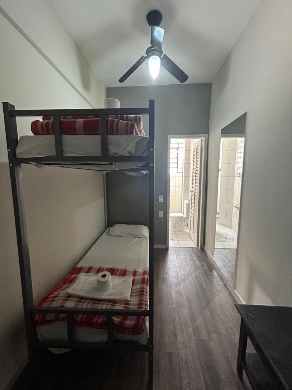 Hostel Carabelas - Proximo A 25 De Marco E Bras São Paulo