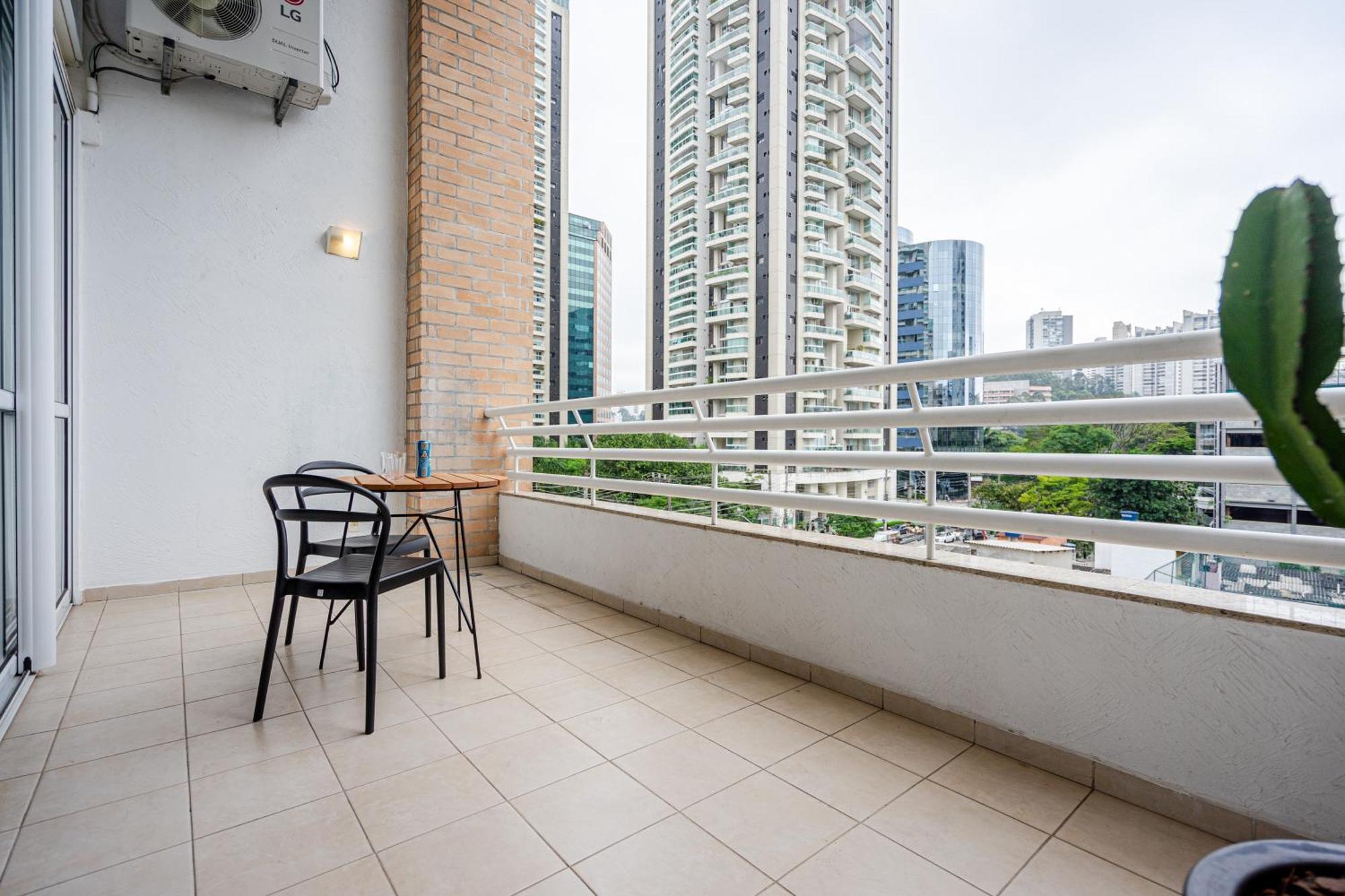 Charlie Nyc Berrini Apartamento *