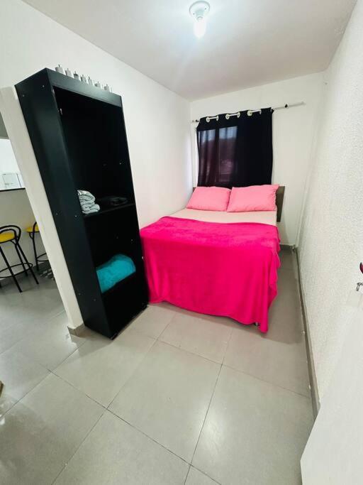 Mobiliado E Confortavel Zn - Cod 06 Căn hộ