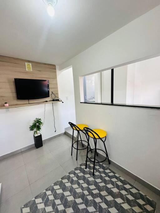 Mobiliado E Confortavel Zn - Cod 06 * São Paulo