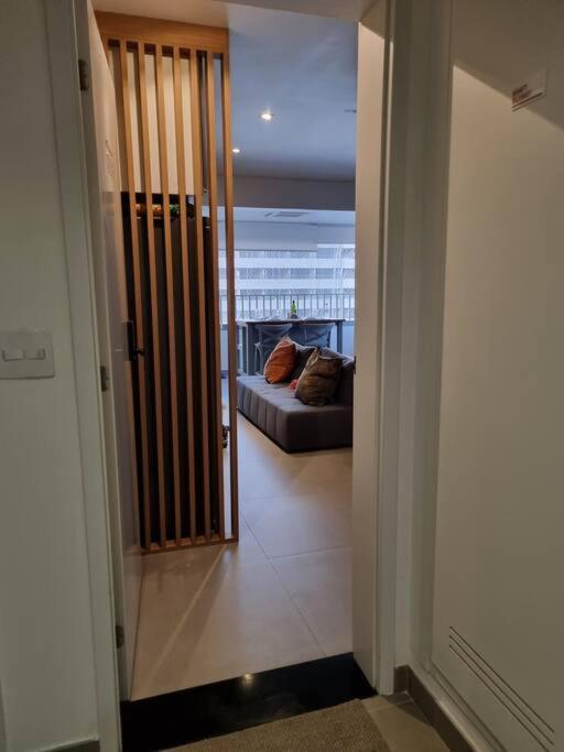Mobiliado, Com Garagem, 50m Metro Brooklin, Proximo Shopping Morumbi Em Sp Apartment *