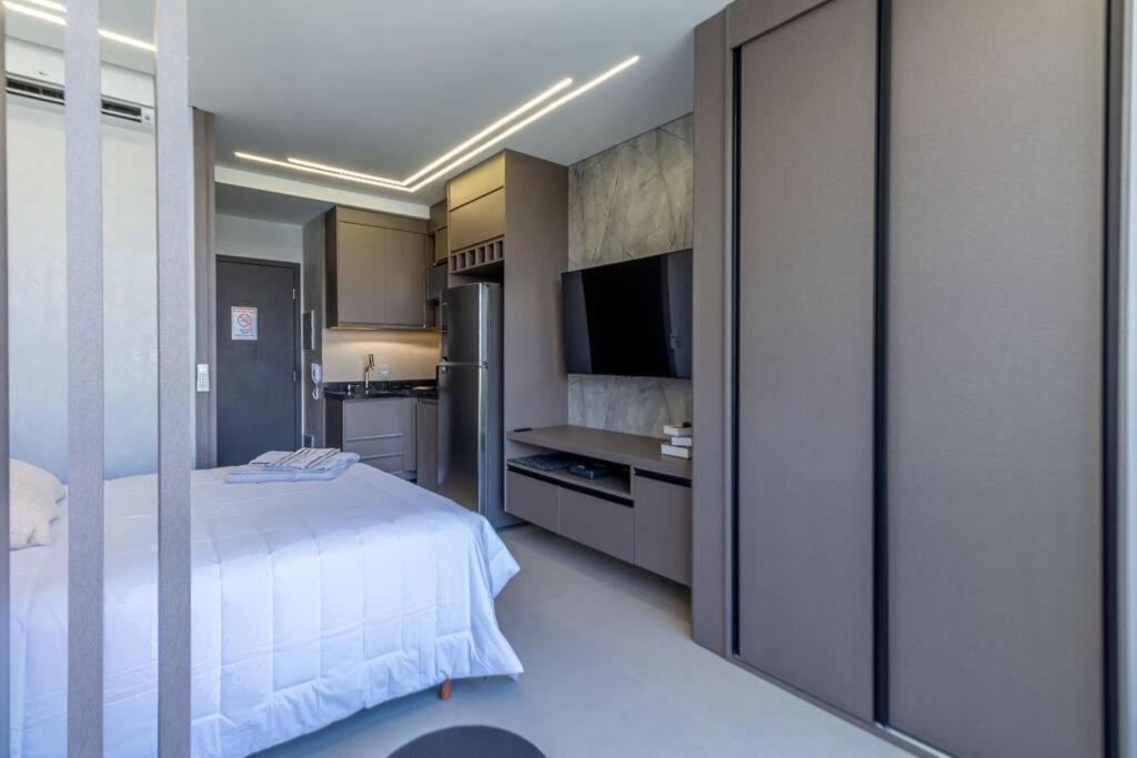 Apartment Em Perdizes Proximo Ao Allianz Com Wi-fi 500mb, Garagem E Piscina No Rooftop
