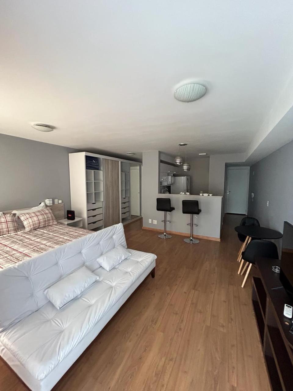 Belo Loft Mooca, Vaga, Piscina, Ar Condicinado!!! * Sao Paulo