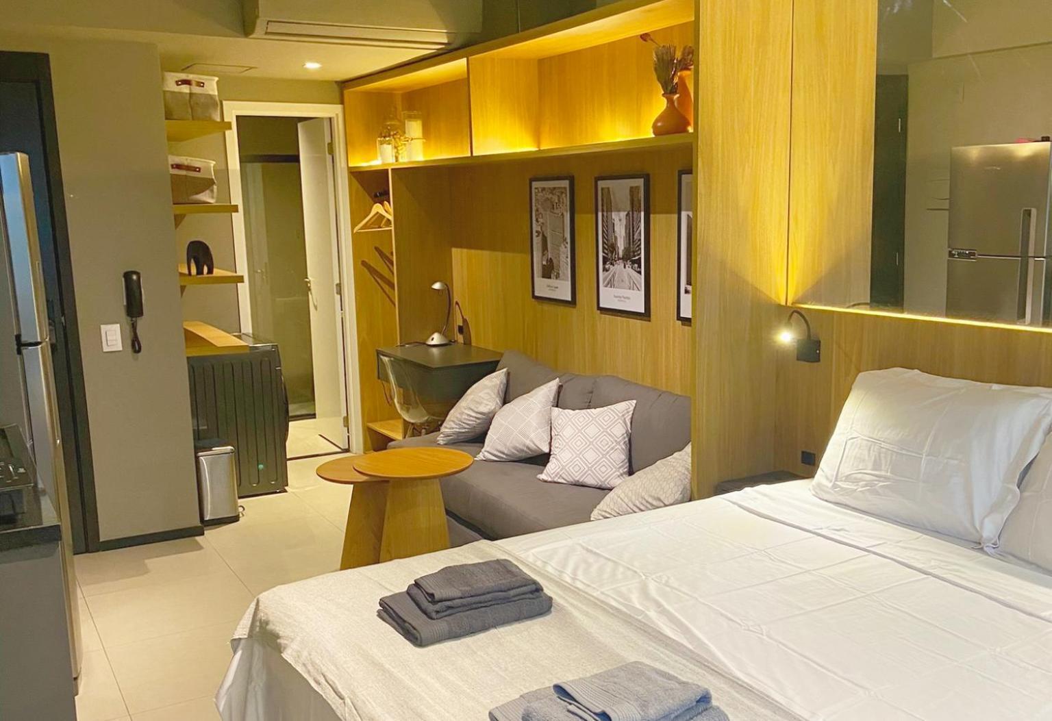 Apartamento Consolacao Grey Box - De Luxo No Centro - Ar Condicionado - Cama Queen - Maquina De Lavar - Prox Metro- Cozinha Completa - Wifi 500mbps - 7 Andar *