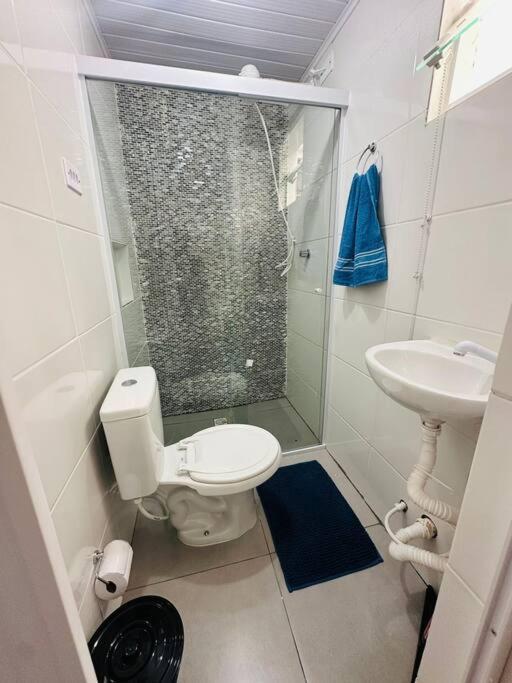 Apartment Kitnet Mobiliada, 01 -zona Norte Cod 04