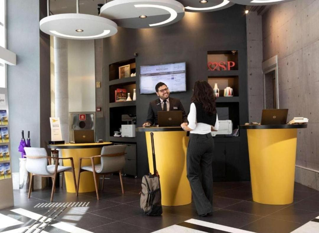 Living Mercure Liberdade Apartamento *