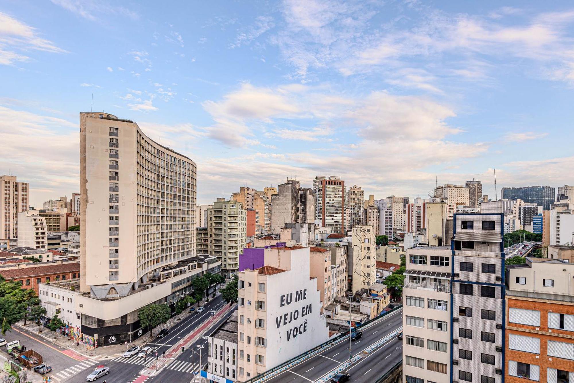 Flat Grande Em De Luxo - Centro De Sao Paulo