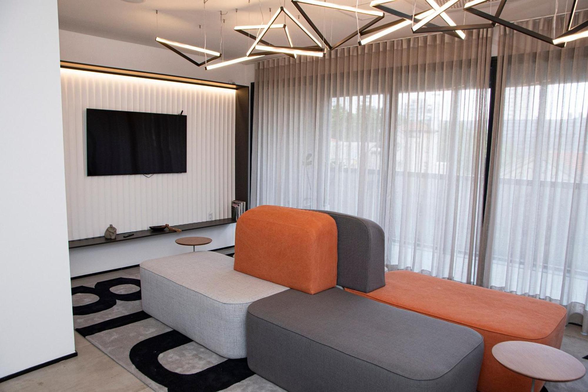 On Lorena By Housi Sao Paulo