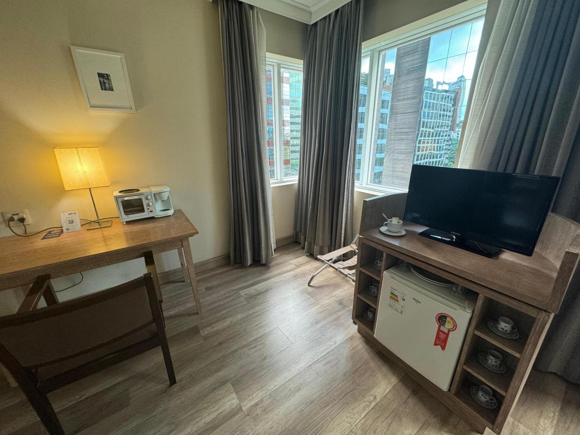 Living Radisson Tryp Berrini * Sao Paulo