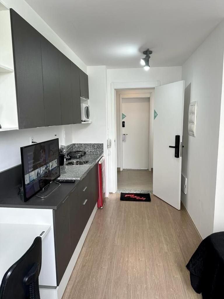 Sossegado Studio No Bras Com Piscina/metro Bras Daire