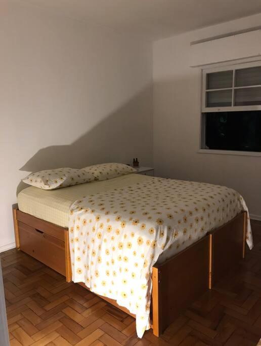 Quarto, Em Apartamento Retro Na Vila Mariana Sao Paulo