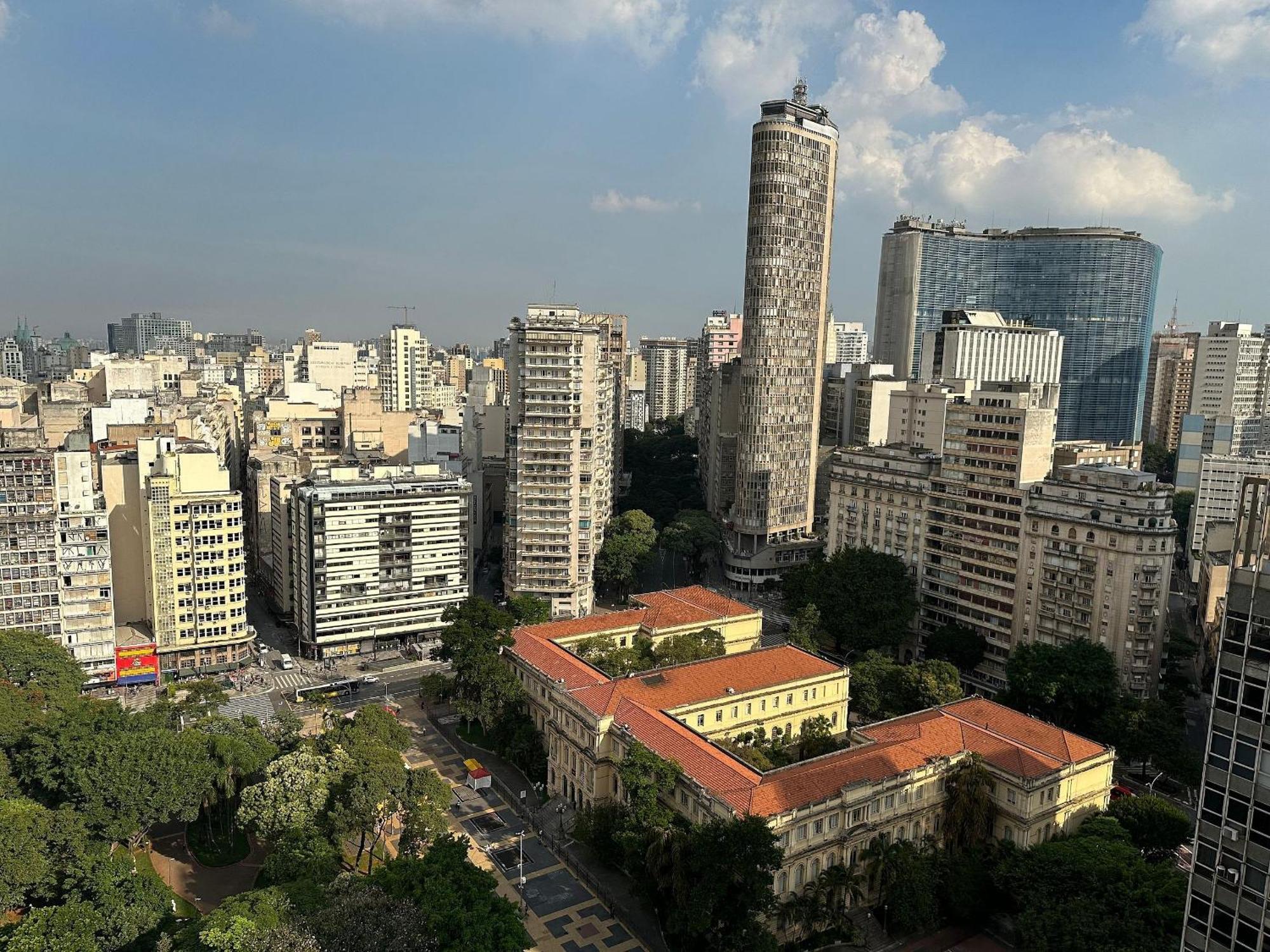 Apartemen Trevizzo Pense Consolacao Two